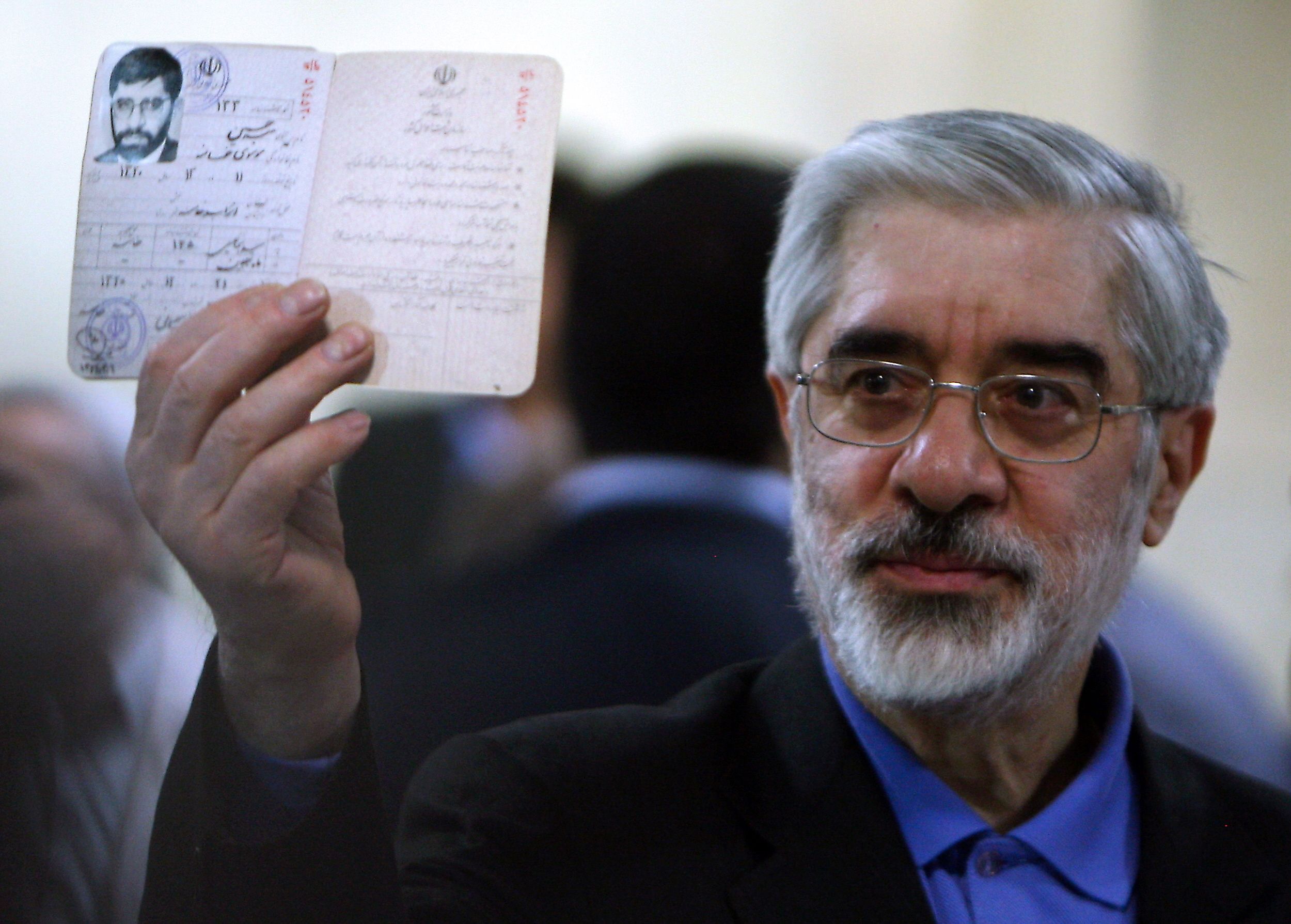 Tokoh oposisi Iran Mir Hossein Mousavi