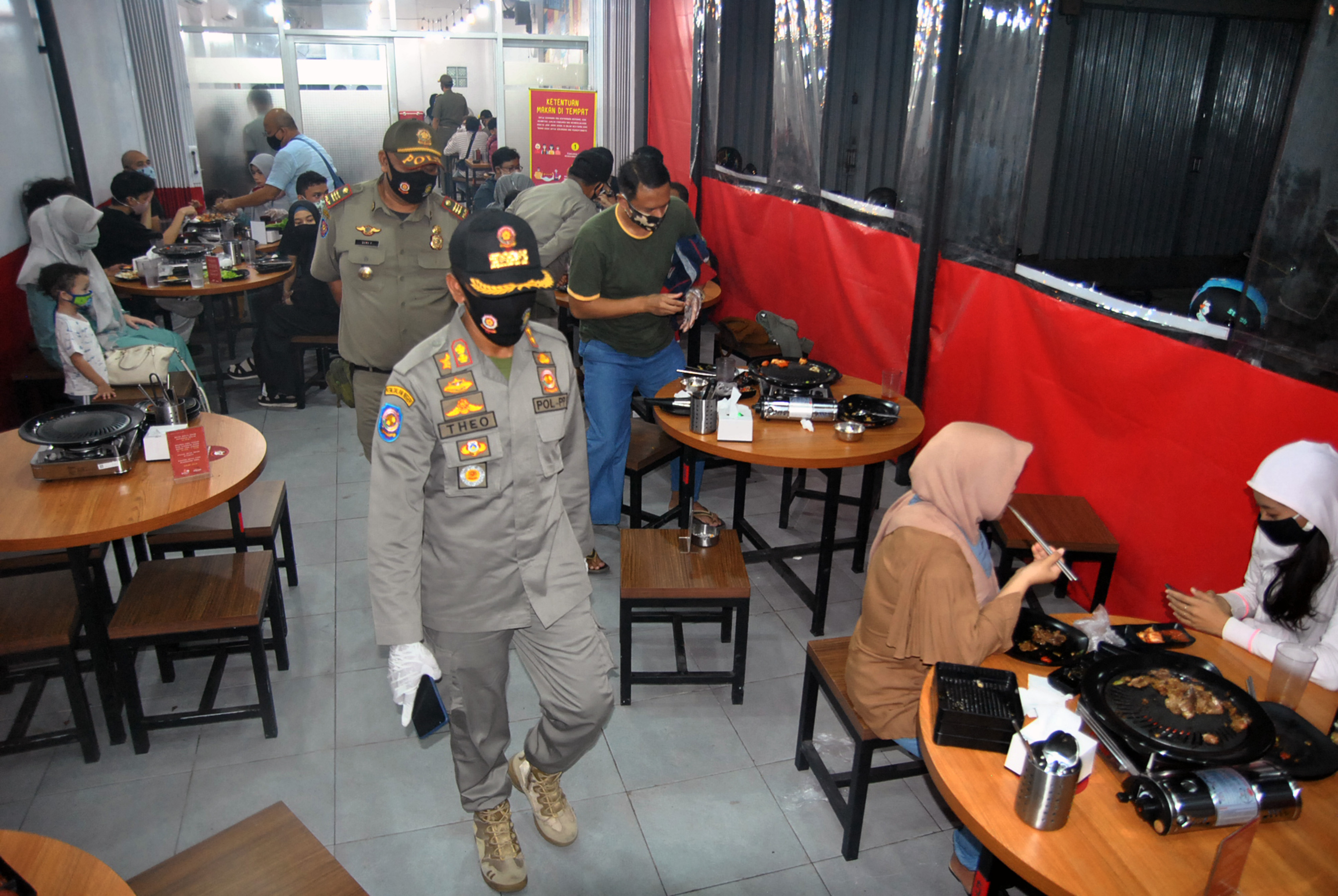SIDAK PEMBATASAN JAM OPERASIONAL RUMAH MAKAN DI KOTA BOGOR