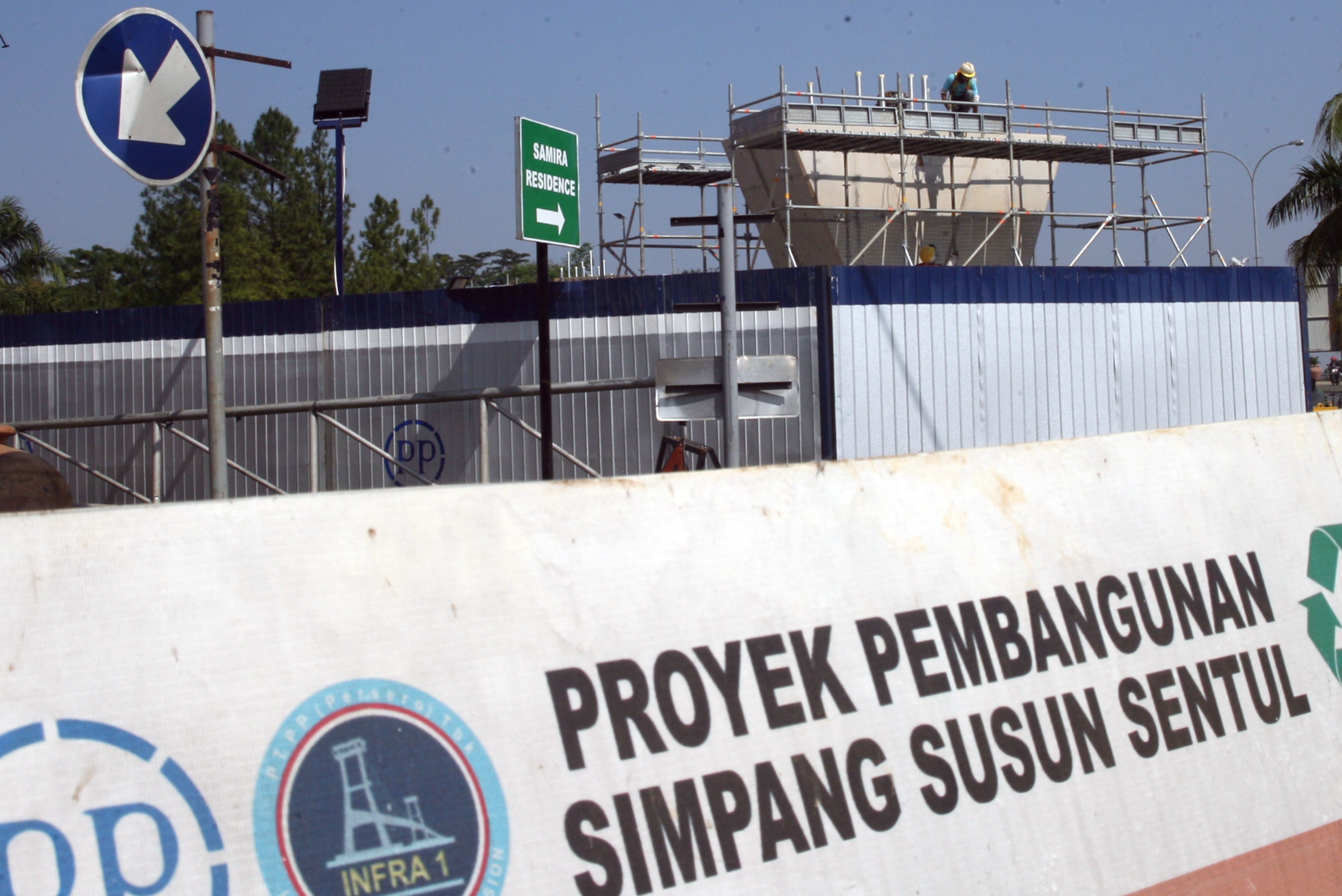 Pembangunan simpang susun sentul selatan