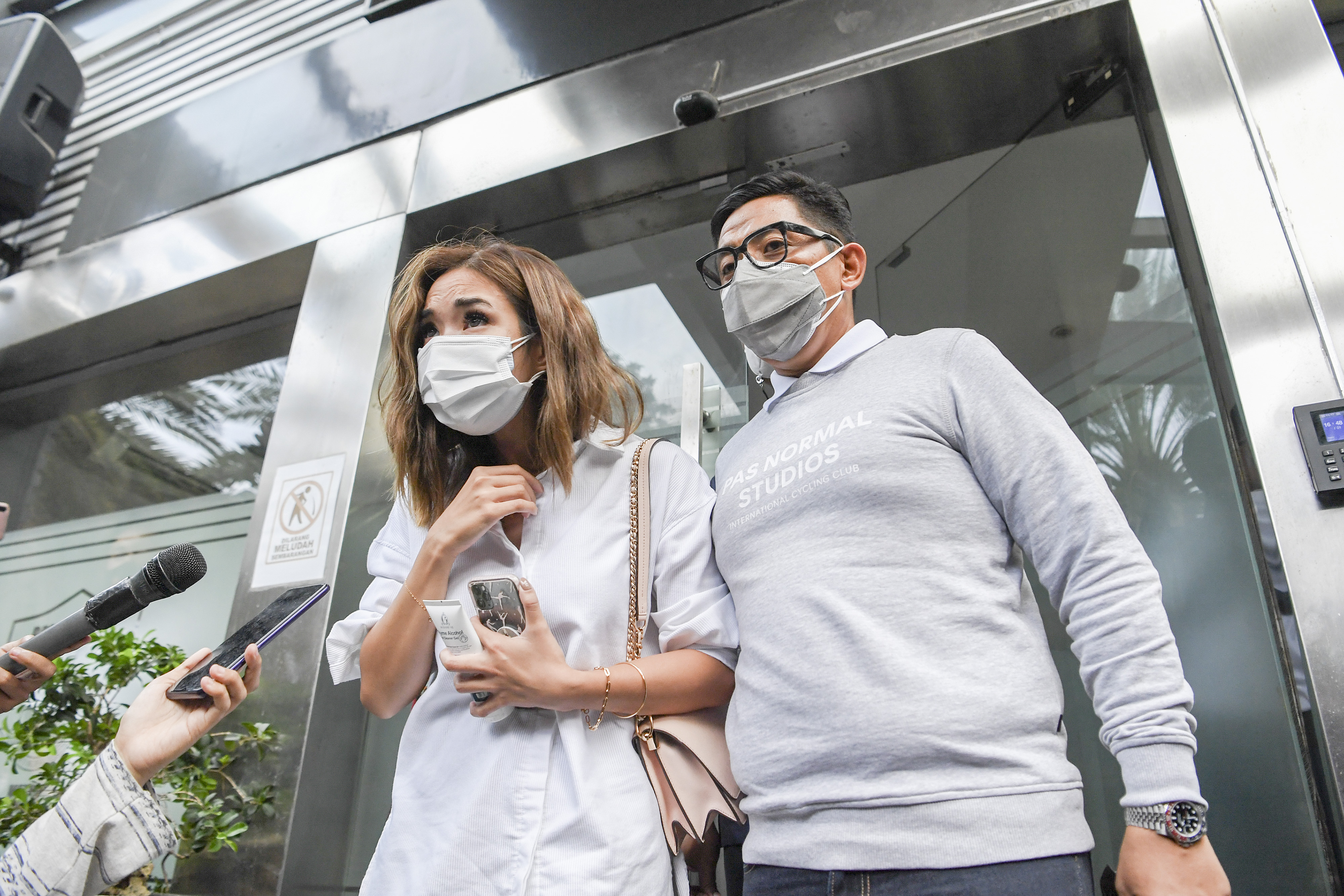 POLDA METRO JAYA PERIKSA GISEL