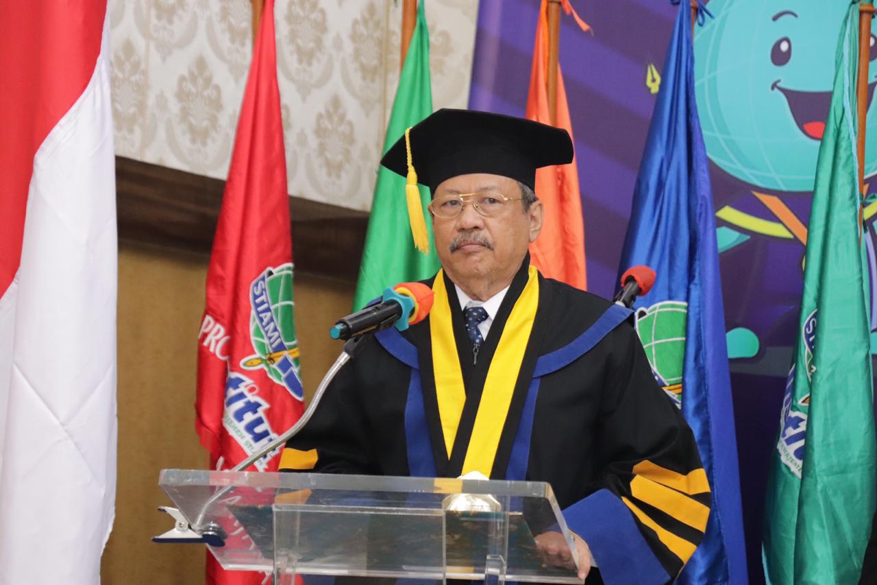  Rektor Institut STIAMI Prof Dr Ir Wahyudin Latunreng, MM.