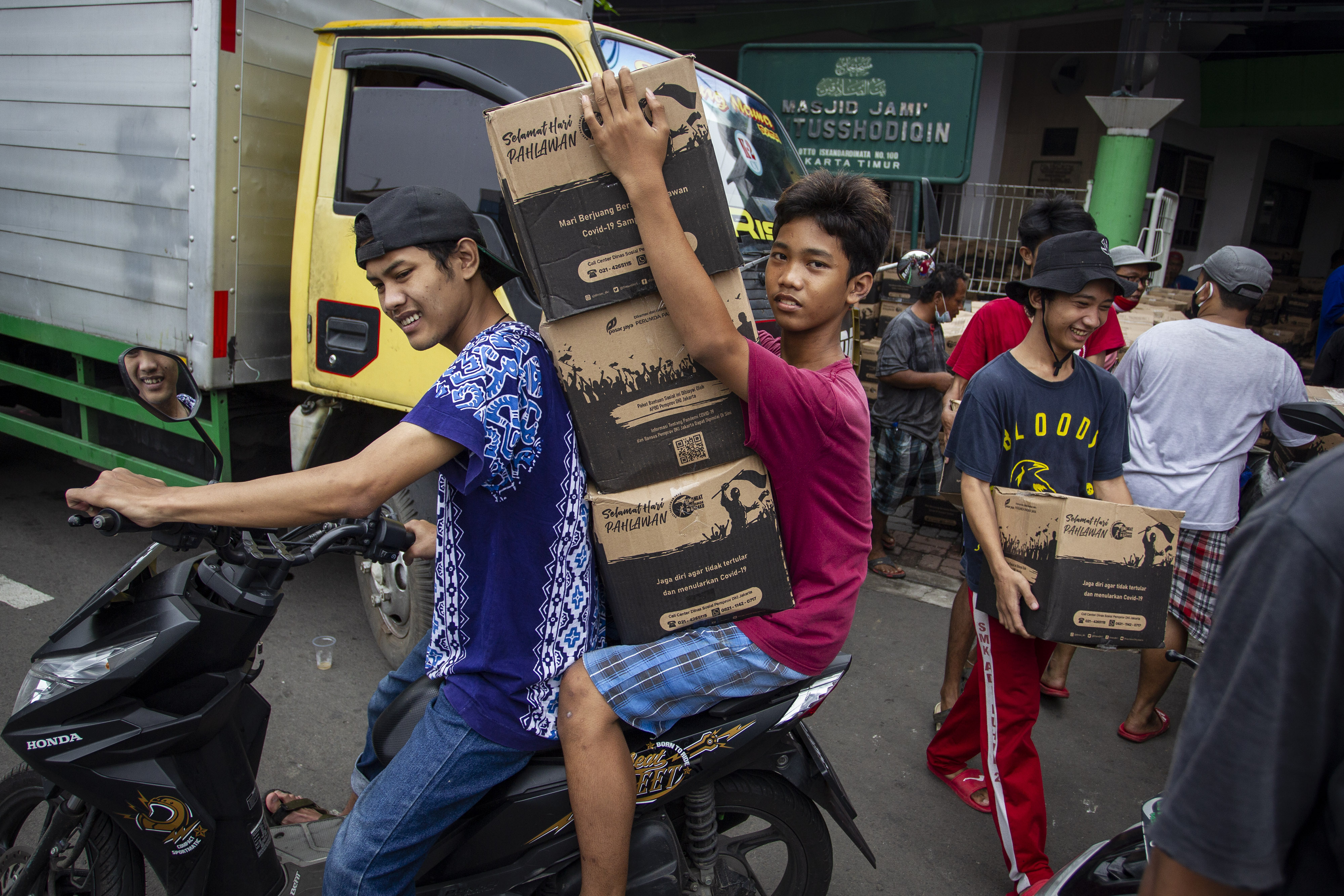 Wagub DKI Pastikan Bansos Diperpanjang Hingga Tahun Depan