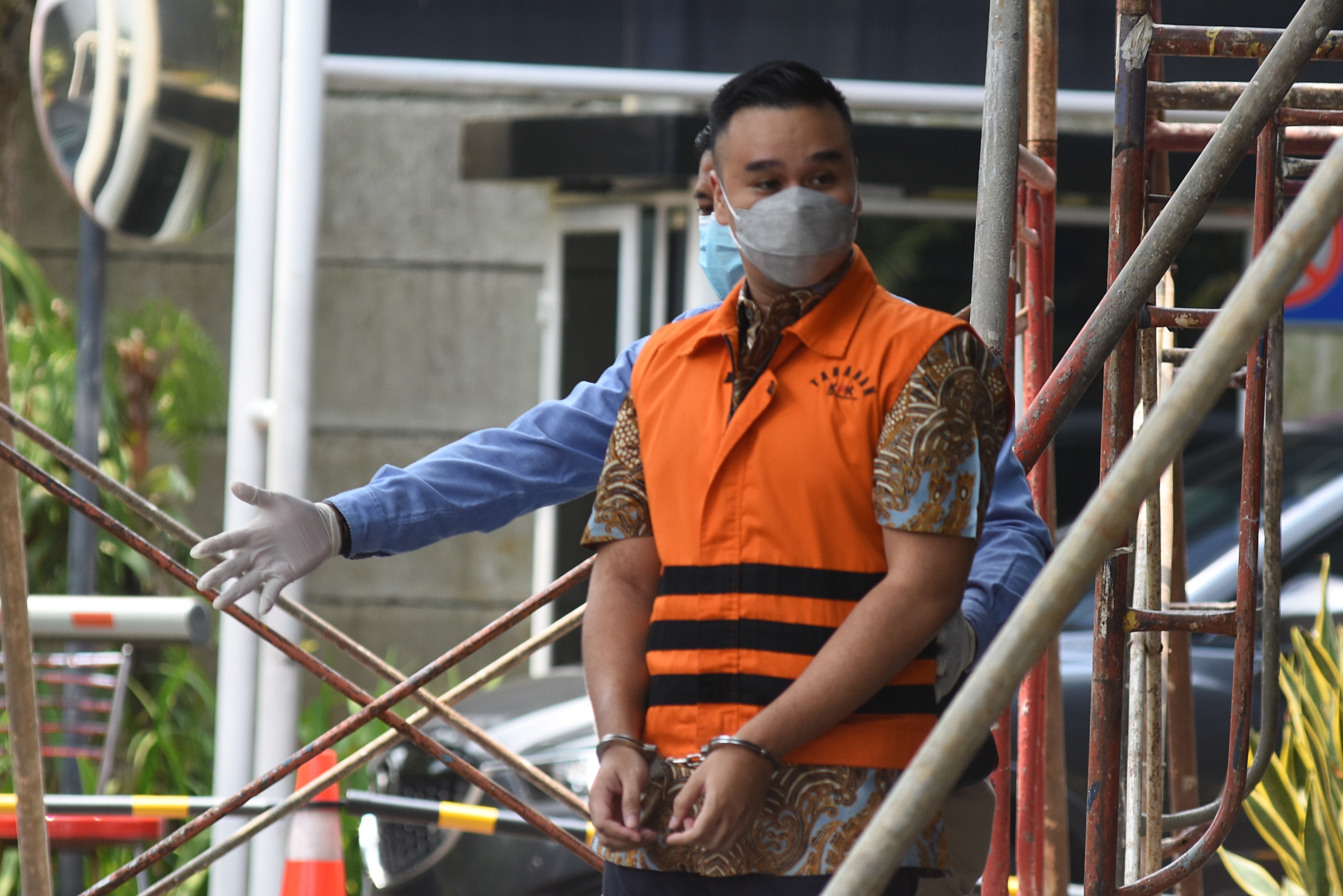 Menantu Nurhadi, Rezky Herbiyono