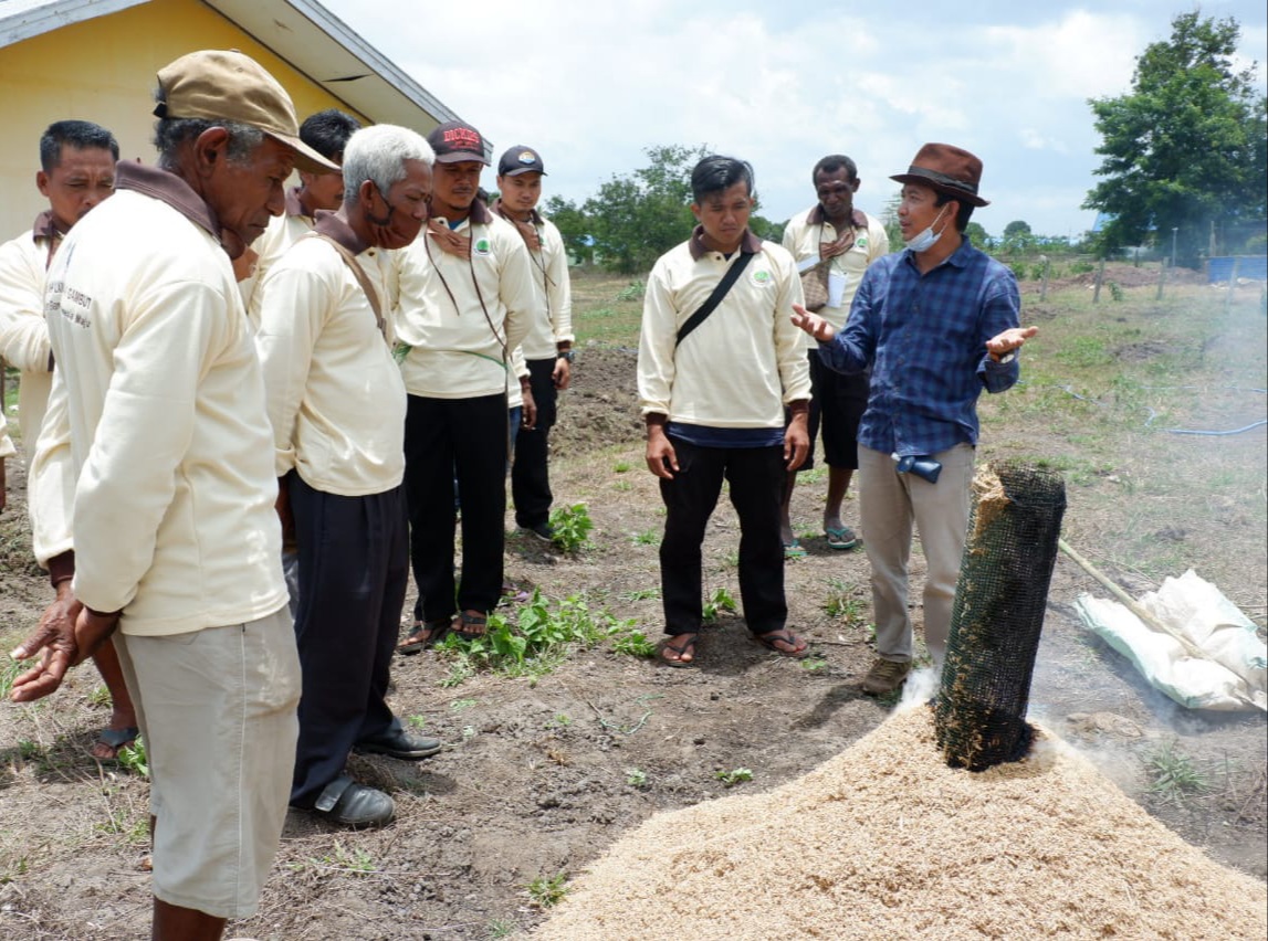 BRG dan PP Muhammadiyah memberi pelatihan kader peduli gambut di di Riau, Jambi, dan Sumatera Selatan.