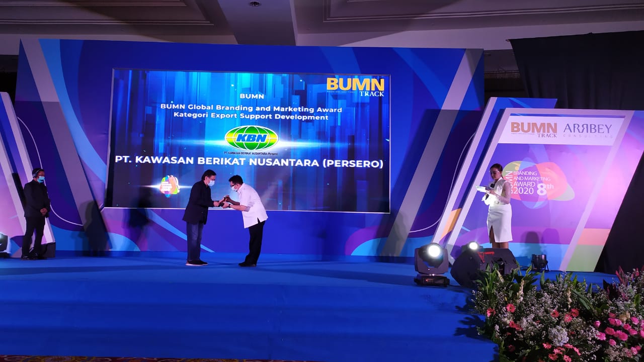 KBN mendapat penghargaan BUMN Global Branding & Martekting Award kategori Export Support Development.