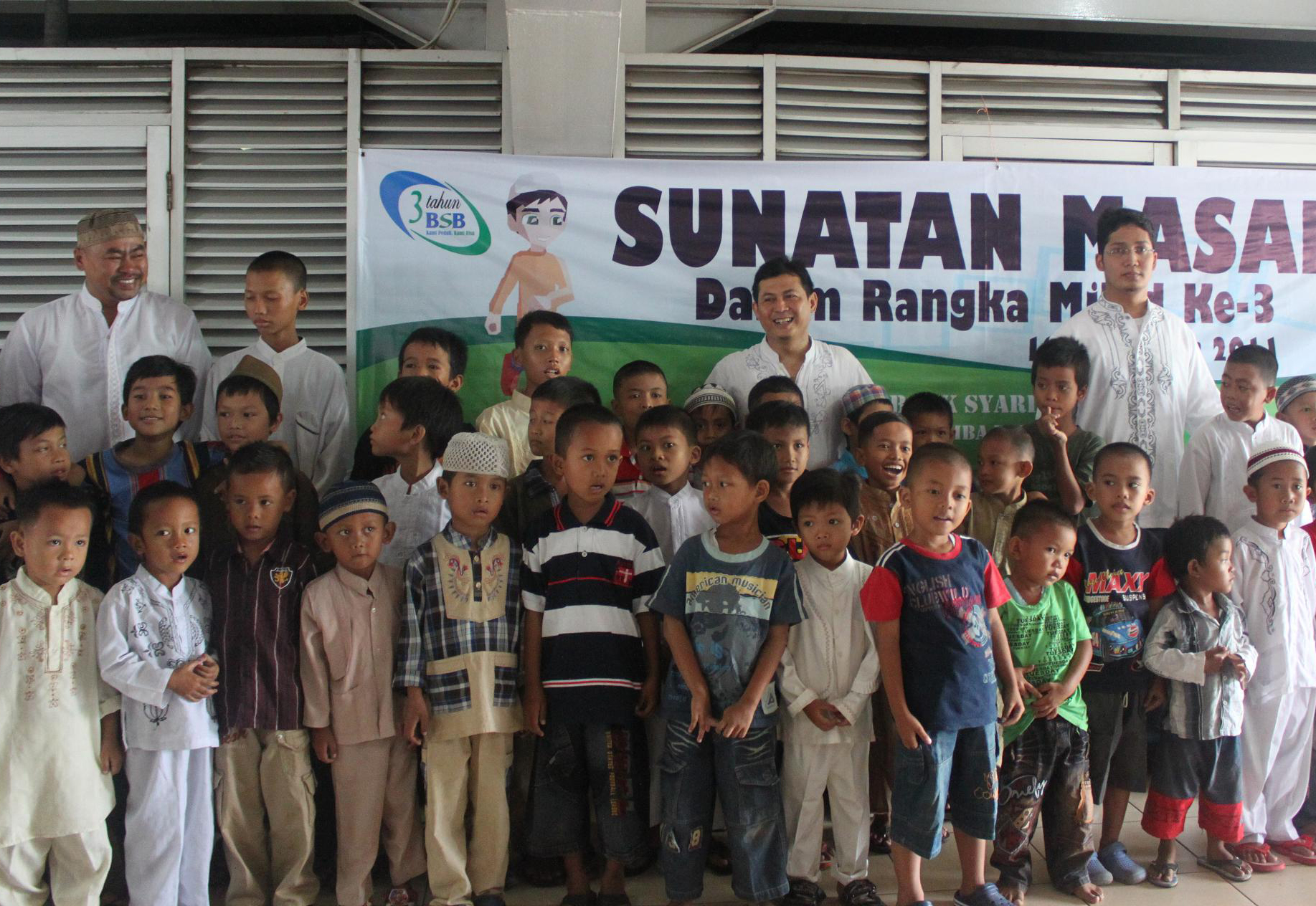 Ilustrasi BANK SYARIAH BUKOPIN SELENGGARAKAN SUNATAN MASSAL