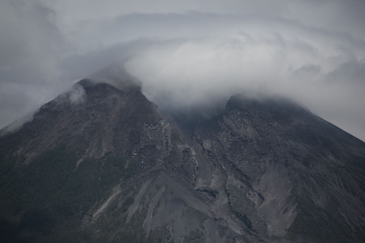 BNPB Pantau 12 Desa Berpotensi Terdampak Erupsi Gunung Merapi