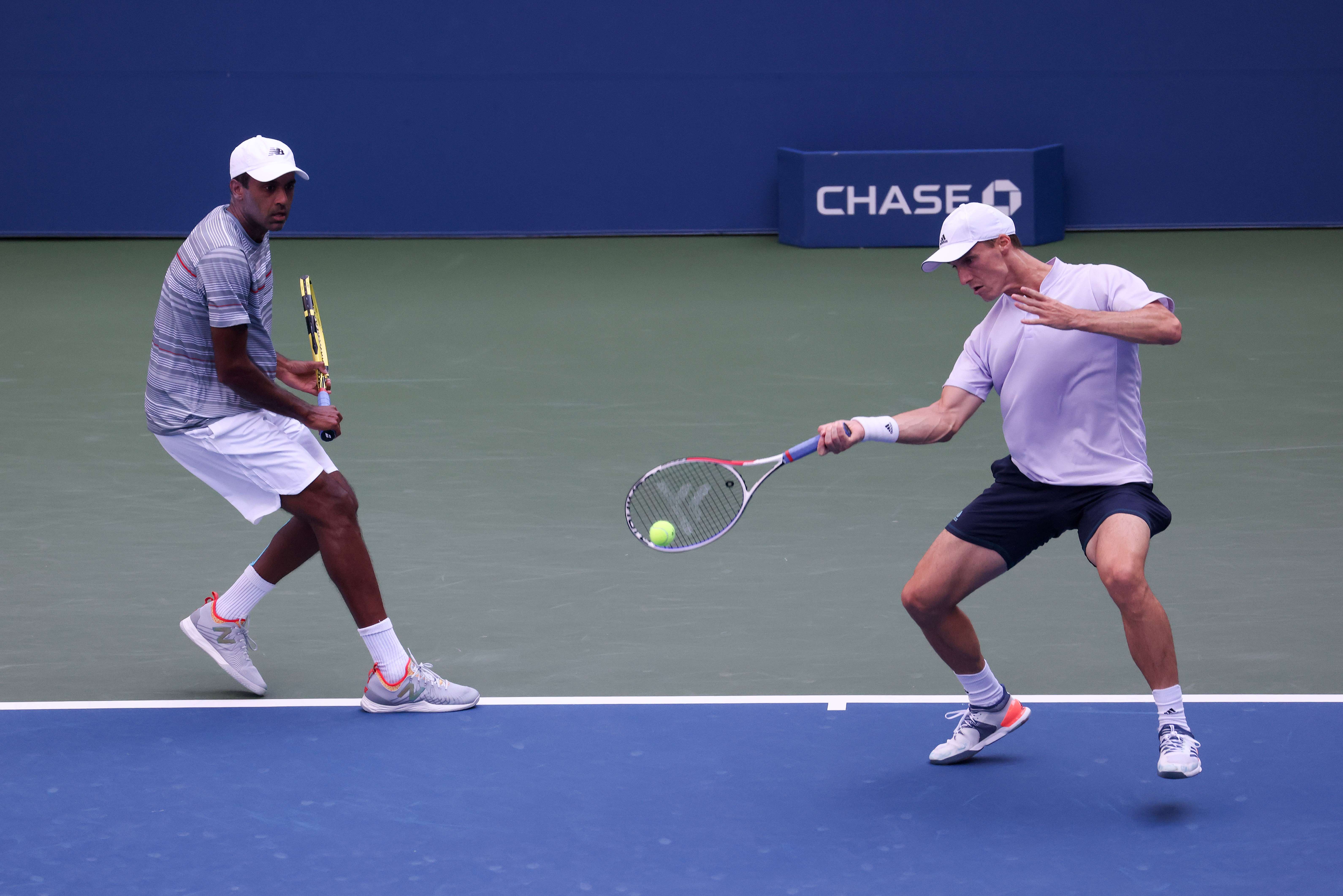 Ganda putra Joe Salisbury (kanan) dan Rajeev Ram.