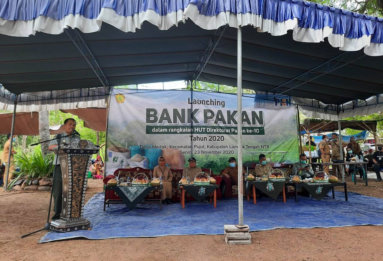 Acara peluncuran Bank Pakan oleh Dirjen Peternakan dan Kesehatan Hewan (PKH), Kementan, Nasrullah, di Nusa Tenggara Barat. 