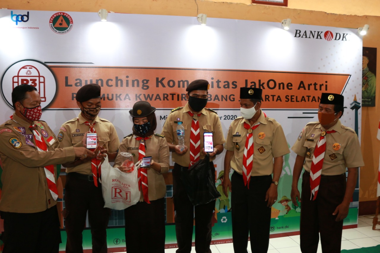 Launching komunitas JakOne Artri