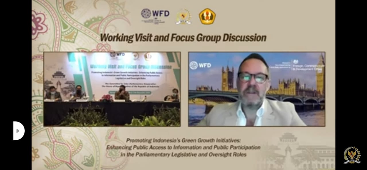 Director for Asia and Americas of Westminster Foundation for Democracy (WFD) Matthew Hedges berbicara dalam webinar, Selasa (10/11).