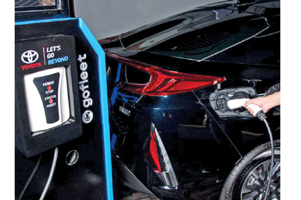 Toyota Siap Perluas Kendaraan Listrik