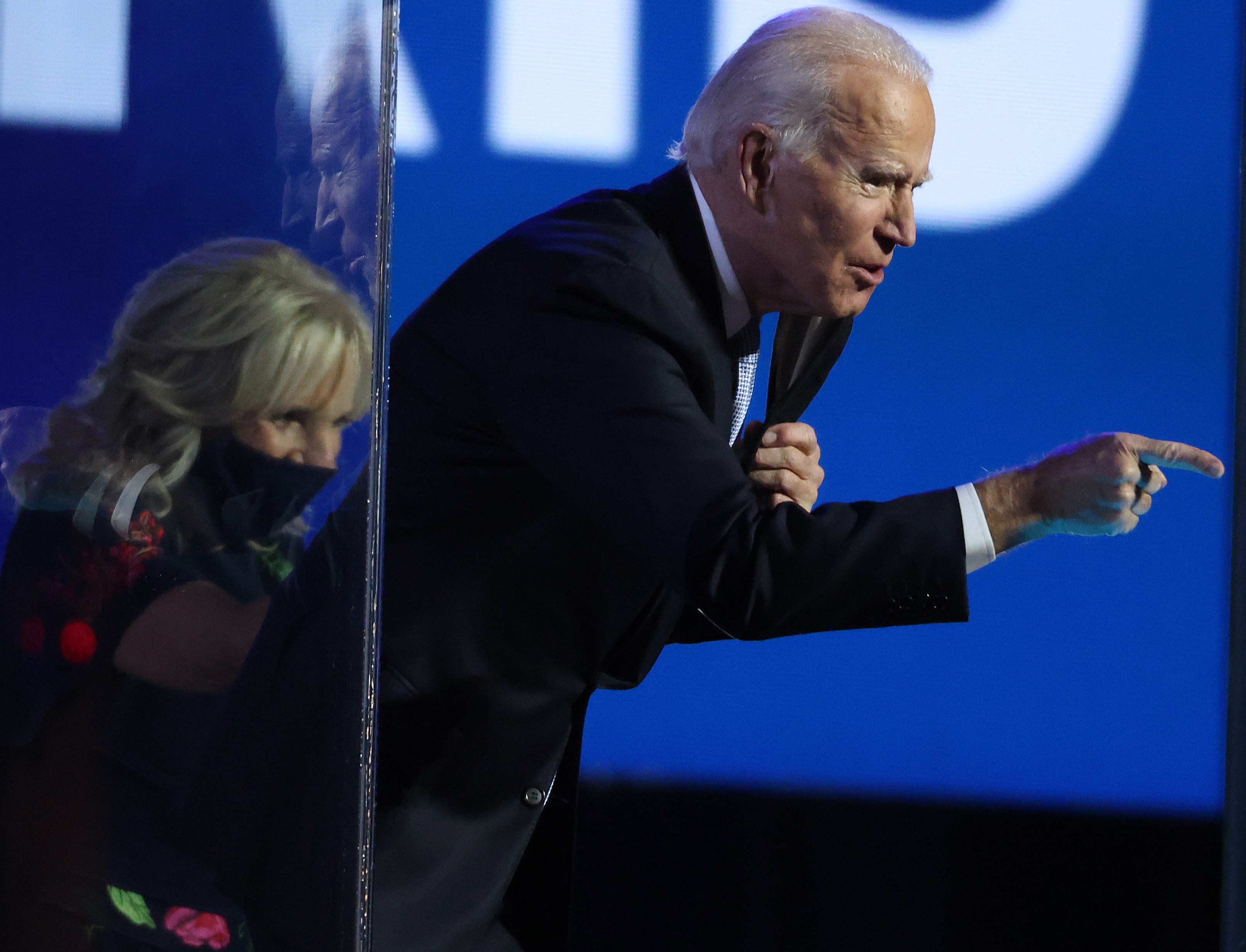 Presiden AS terpilih Joe Biden bersama istrinya Jill Biden 