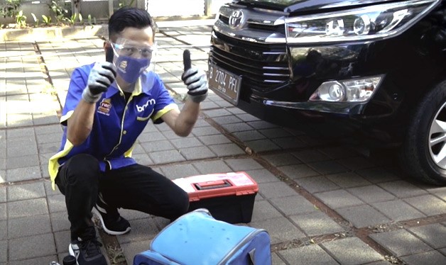 Layanan servis mobil dari rumah.