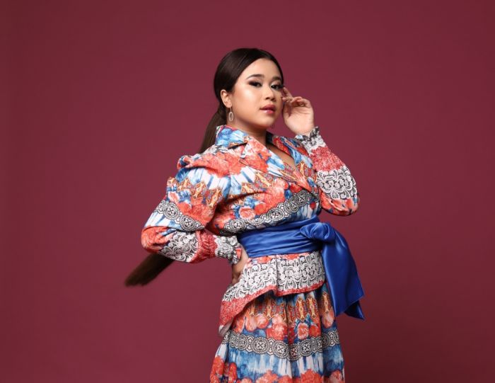 Brisia Jodie Dibikin Menangis Oleh Melly  Goeslaw