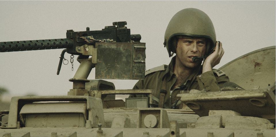 Cuplikan adegan dari serial Valley of Tears