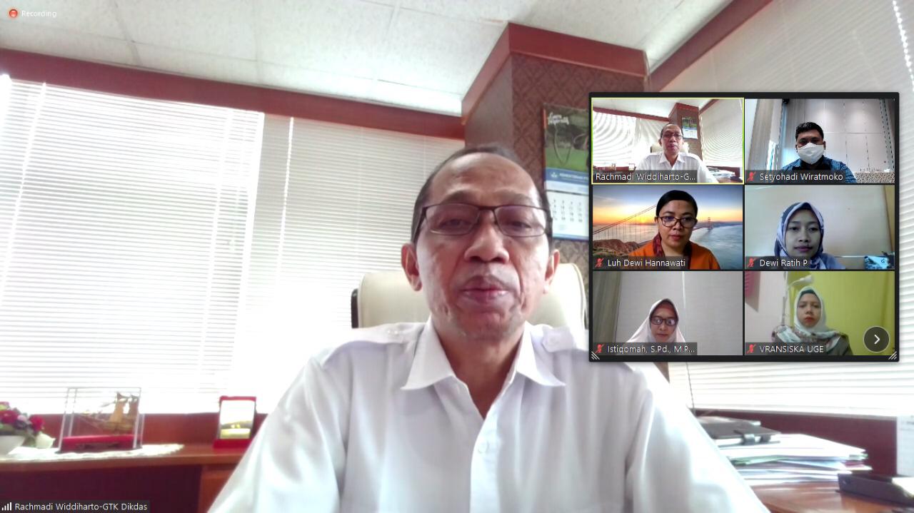 Direktur Guru dan Tenaga Kependidikan Pendidikan Dasar Kemendikbud Dr Rachmadi Widdiharto MA