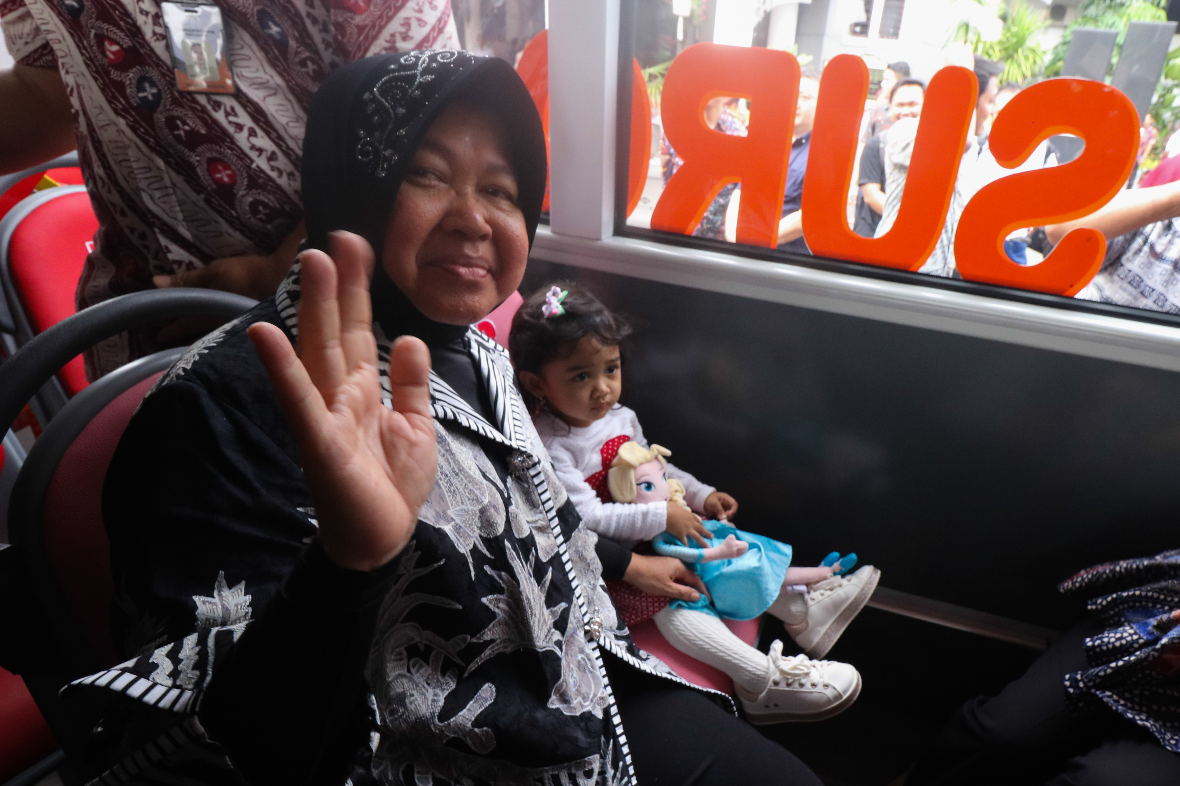 Menteri Sosial, Tri Rismaharini 