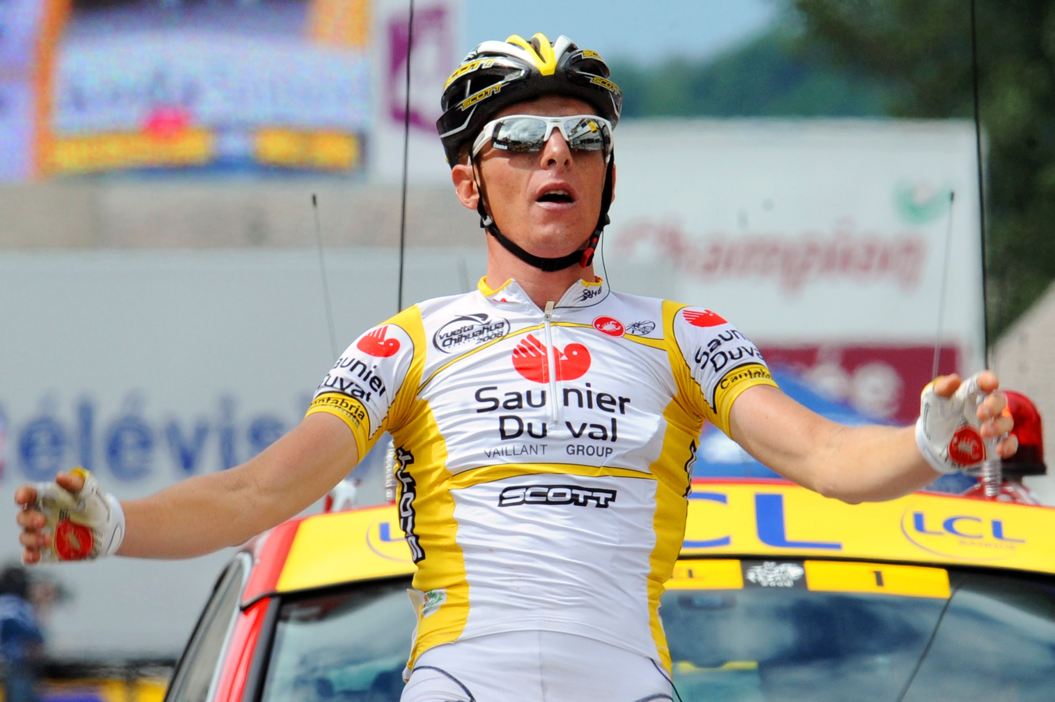 Pembalap sepeda Italia Riccardo Ricco