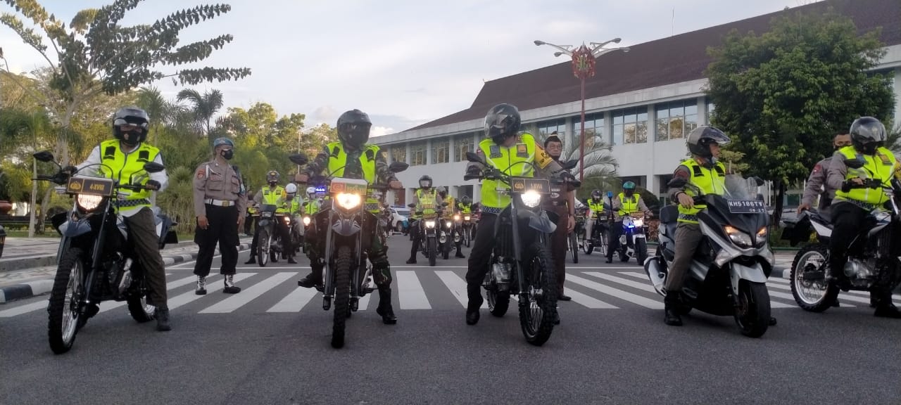 Kapolda Kalteng Dedi Prasetyo memimpin gelar pasukan keamanan Natal dan Tahun Baru di Kota Palangka Raya, Kamis (24/12/2020).
