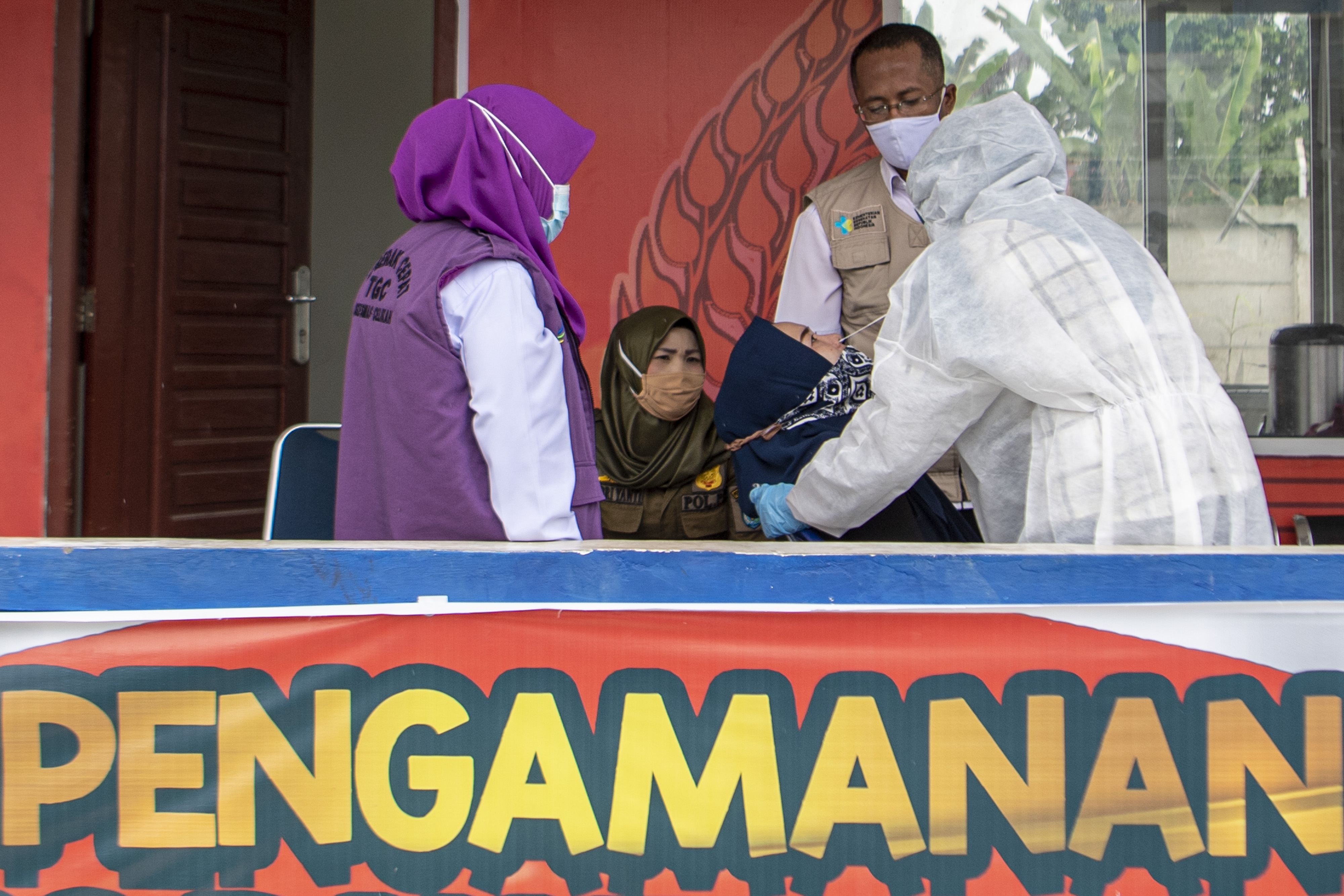 Banyak Klaster Covid-19, Lembaga Masyarakat Perlu Diperkuat