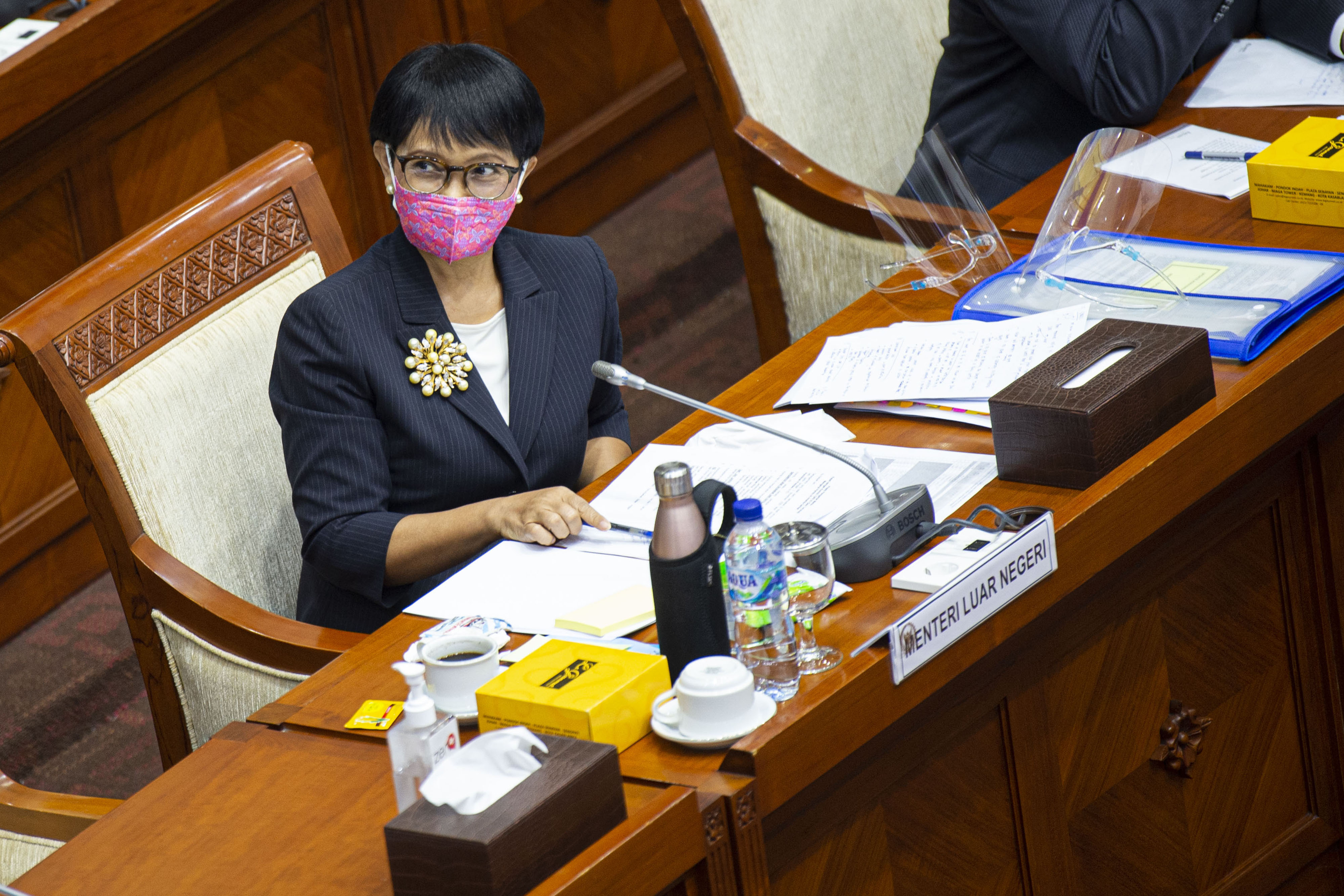 Menlu RI Retno Marsudi saat mengikuti rapat di Komisi I DPR RI.
