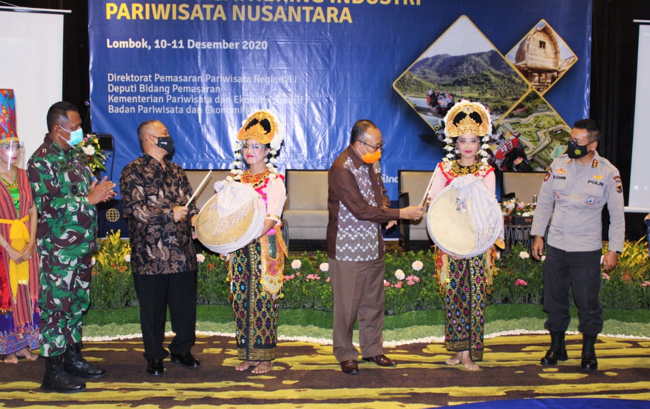  Business Ghatering Industri Pariwisata Lombok-Sumbawa dan Launching Calender of Event Pariwisata Lombok-Sumbawa 2021 di Lombok, NTB.