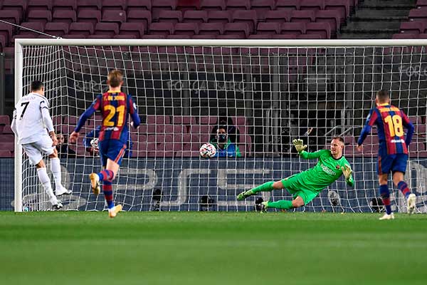 Motivasi CR-7 Bekap Barca