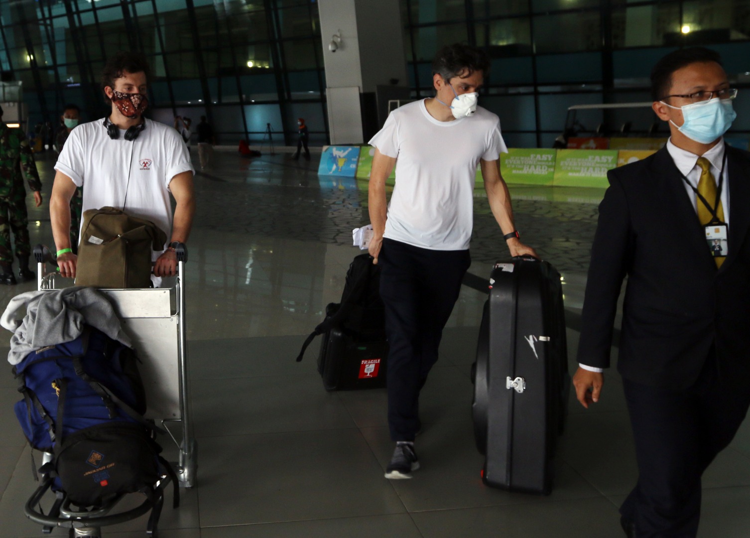 Dua WNA tiba di Terminal 3 Bandara Soekarno-Hatta.