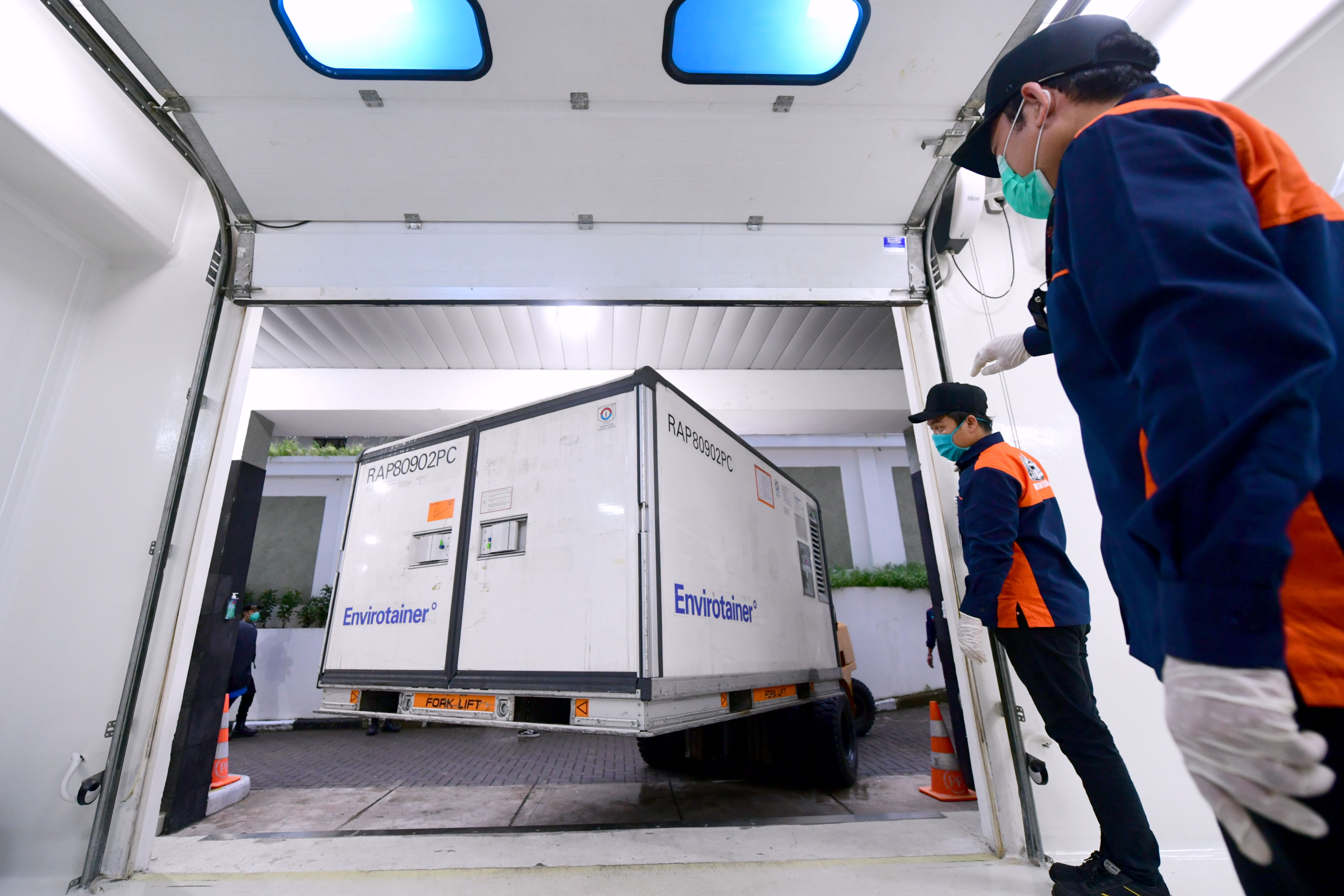 Badan POM Terus Uji Efektivitas Vaksin Covid-19