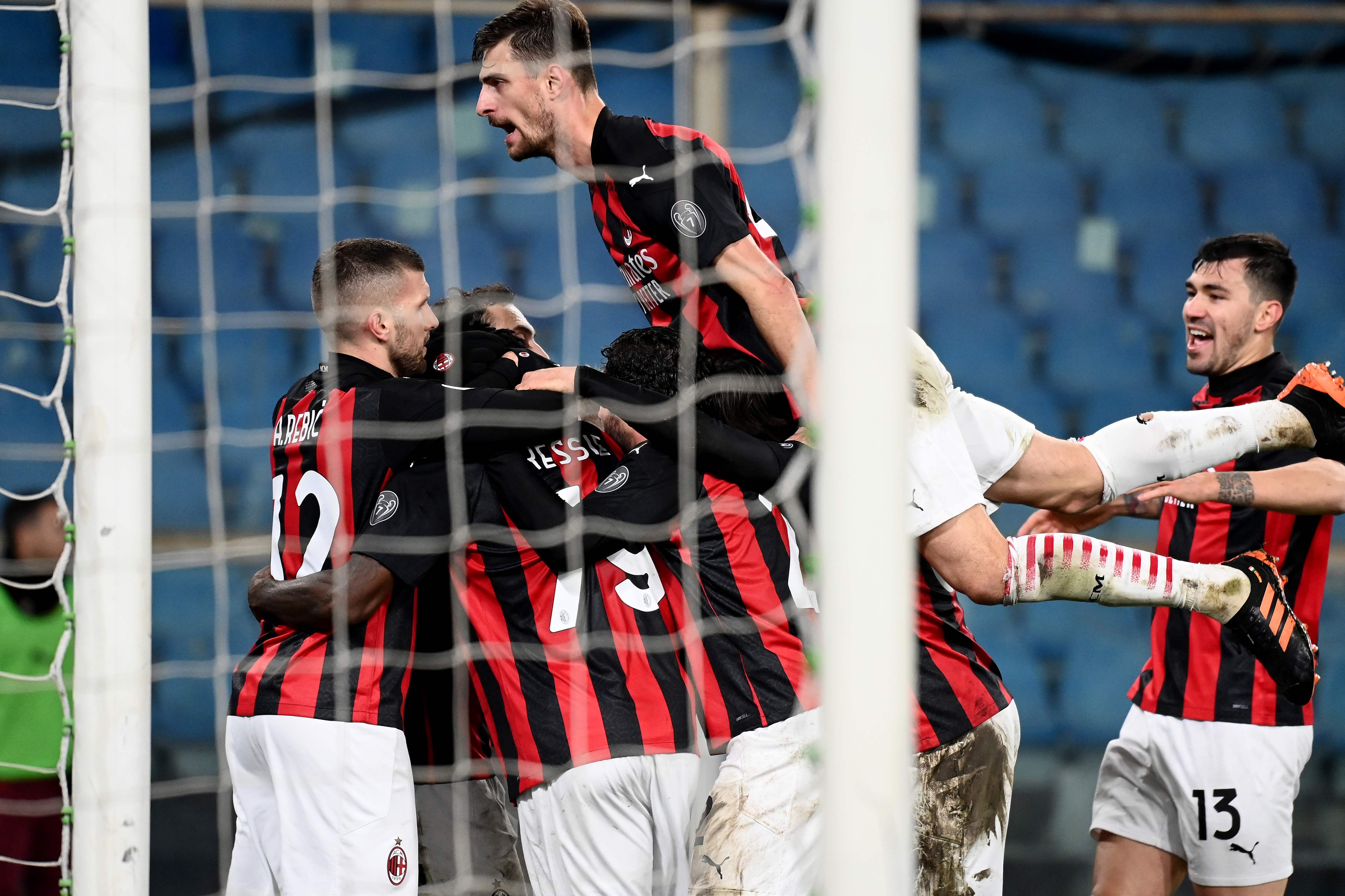 AC Milan Juarai Grup H