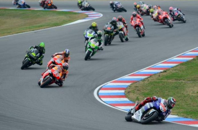 Momen saat balapan MotoGP di Sirkuit Brno