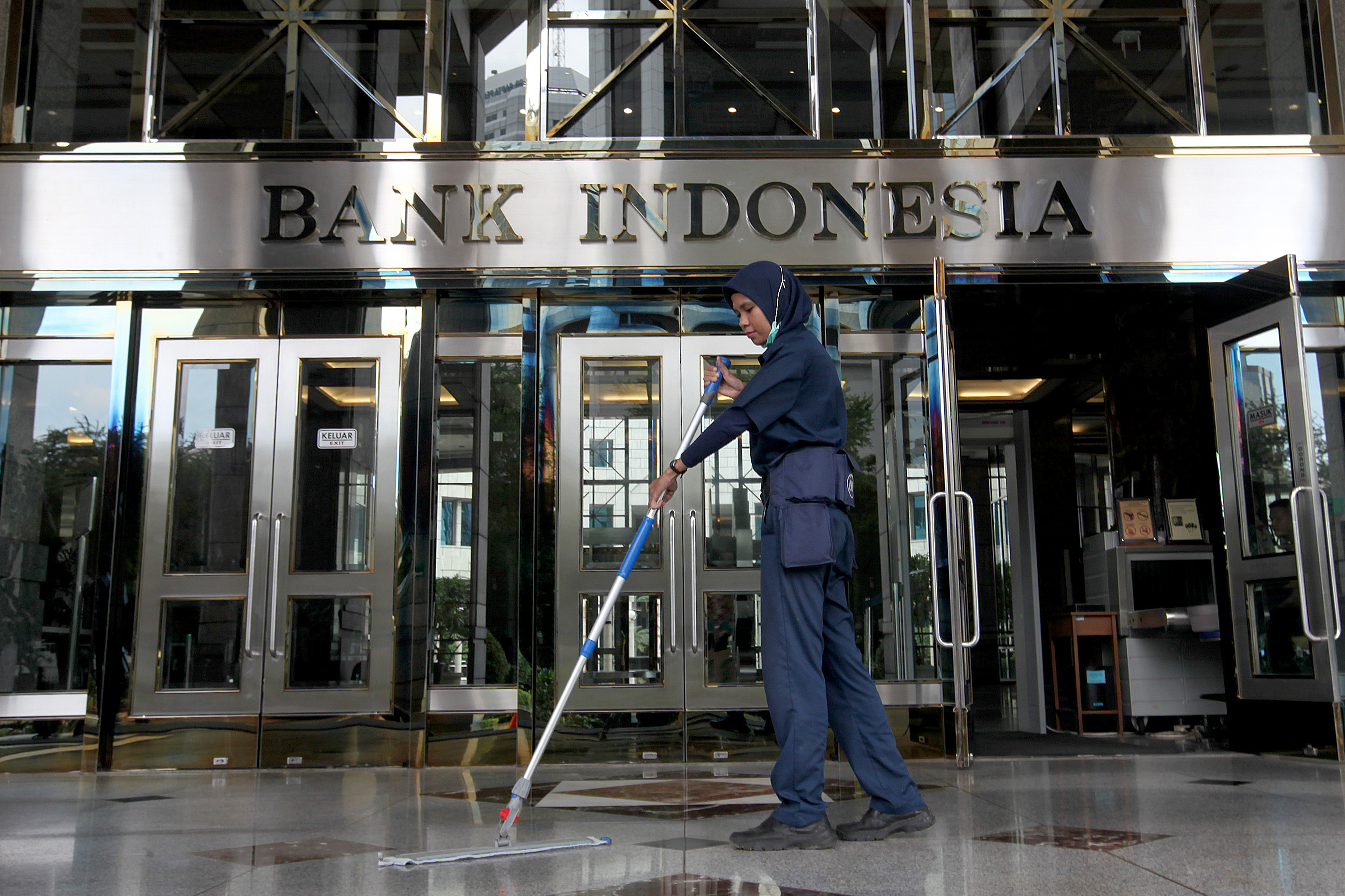 Kontraksi Kredit masih Berlanjut