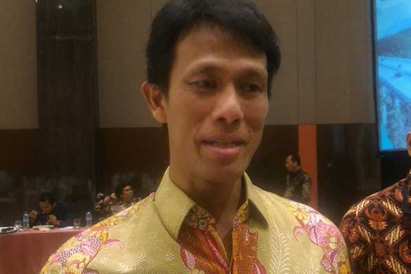 Edwin Syahruzad, Direktur Utama SMI.