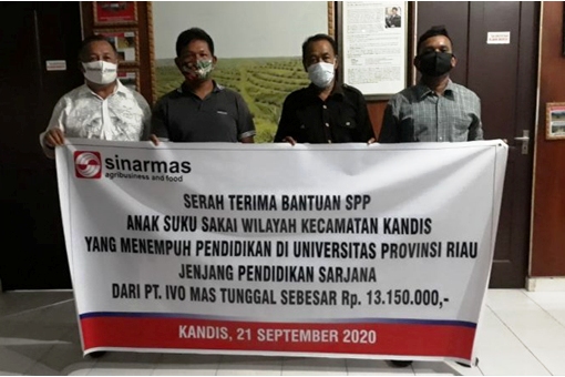 Sinarmas Bantu SPP Anak Suku Sakai