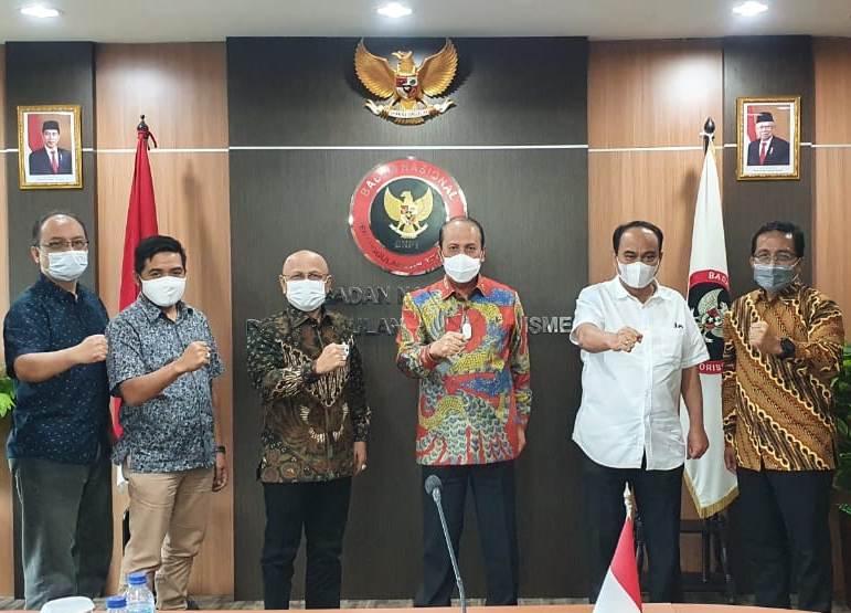  Kepala BNPT Boy Rafli Amar saat menemui Relawan Jokowi, di kantornya, Selasa (15/12/2020)