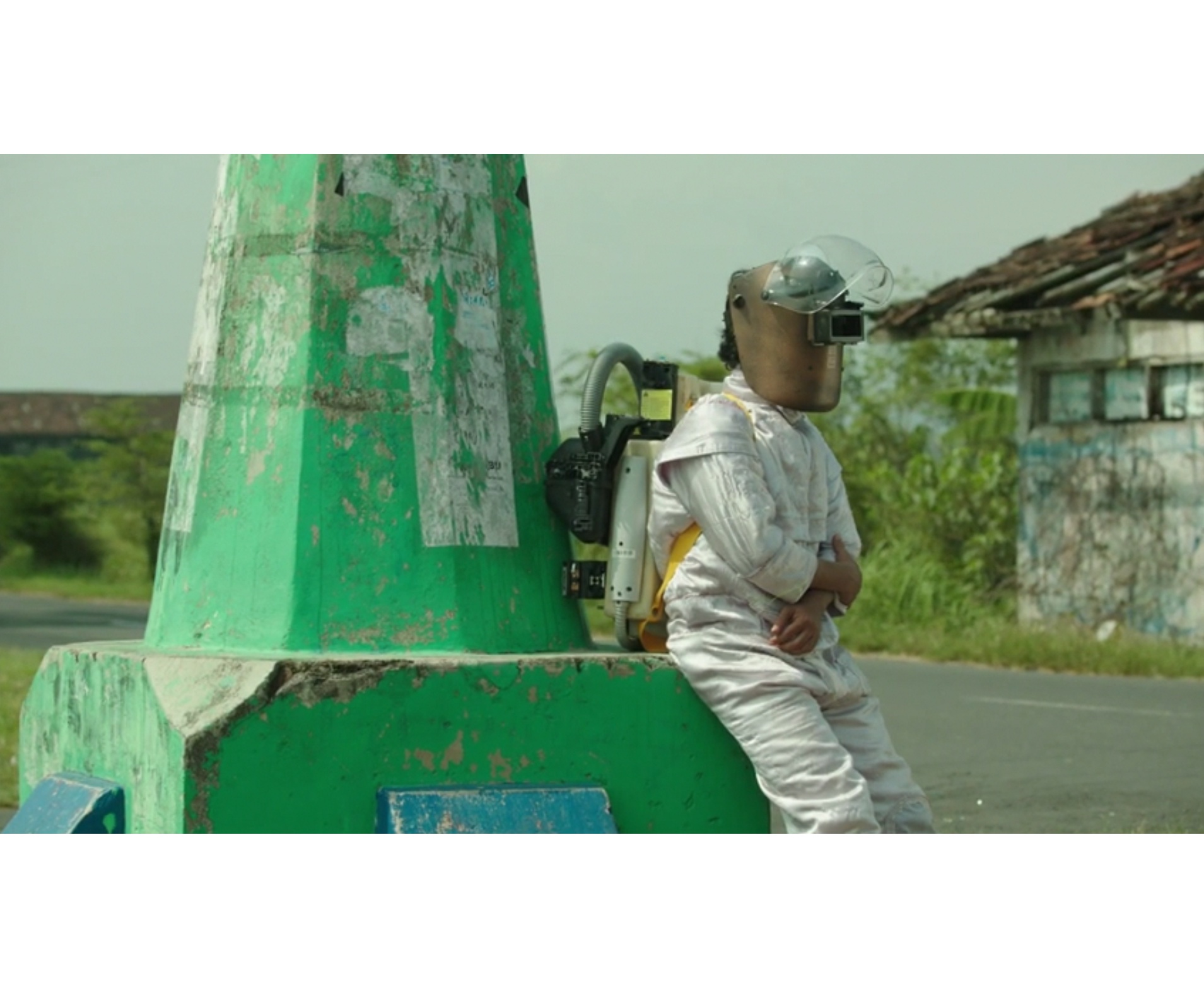 Aktor Gunawan Maryanto sebagai Siman dalam film The Science of Fictions. 