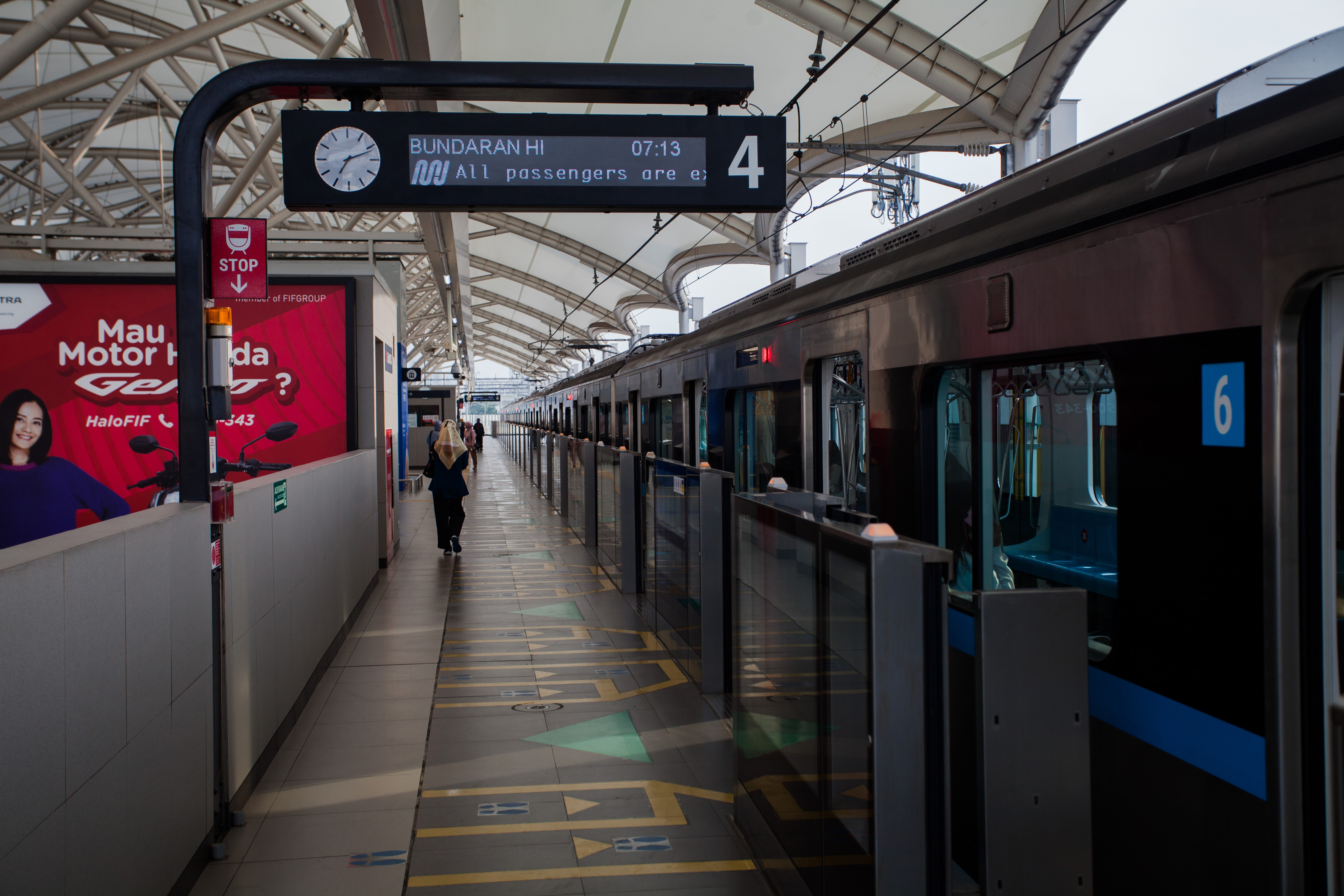 MRT Jakarta Kembangkan Pendapatan Non-Tiket