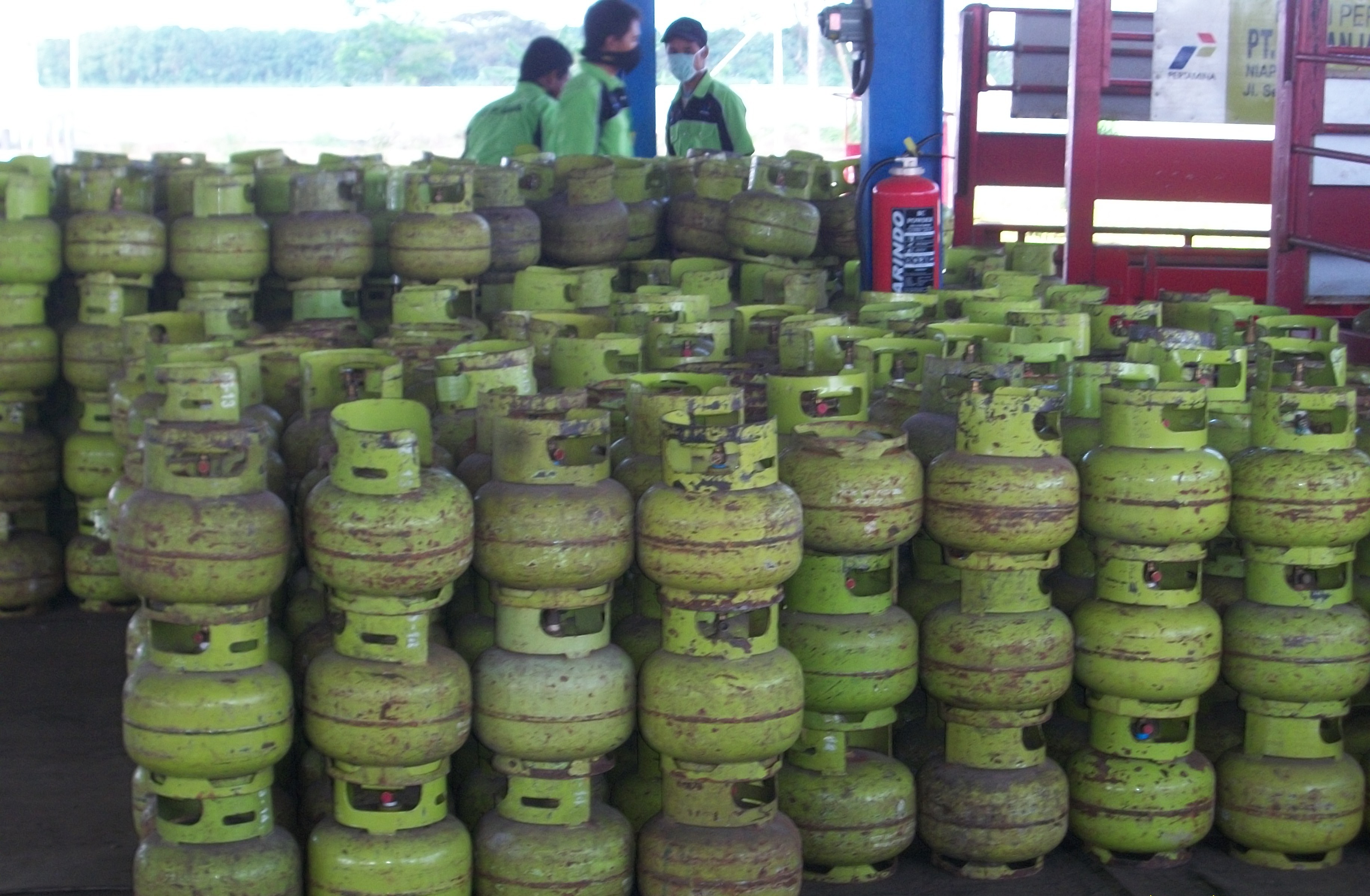 Pangkalan elpiji di Klaten. Pada Natal dan Tahun Baru, Pemkab Klaten tidak mengajukan penambahan elpiji 3 kg.