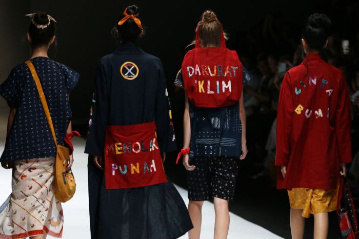 Kali Kedua Sejauh Mata Memandang jadi Dewi Fashion Knights