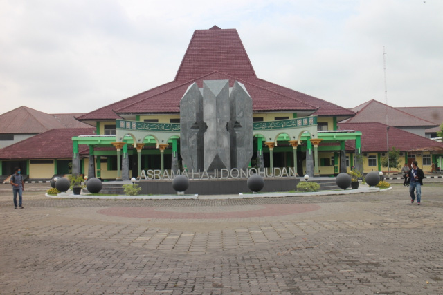 Asrama Haji Donohudan mulai Minggu (6/12) resmi menjadi ruang isolasi bagi pasien Covid-19 dari Solo Raya.