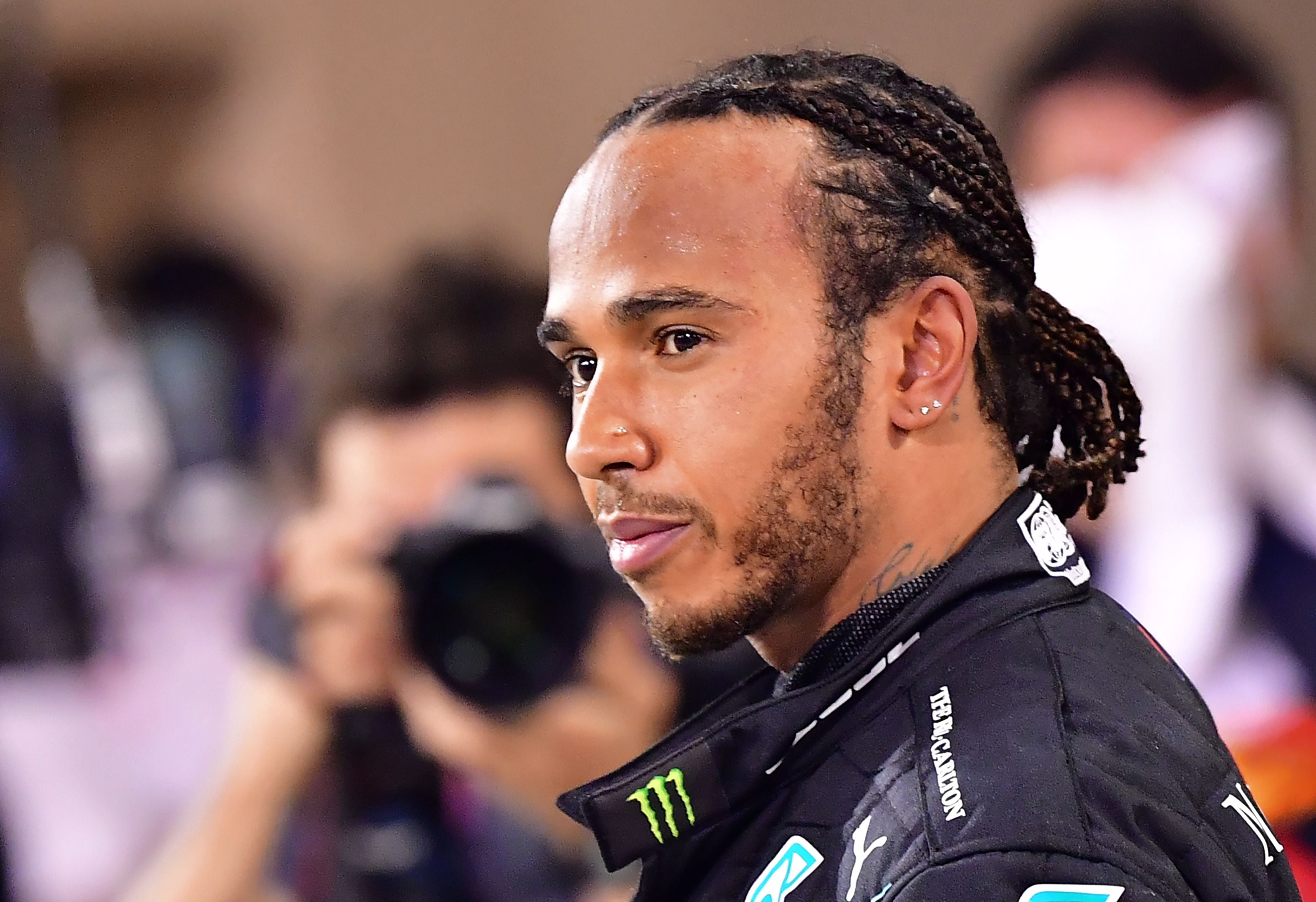 Negatif Covid-19, Hamilton akan Tampil di GP Abu Dhabi
