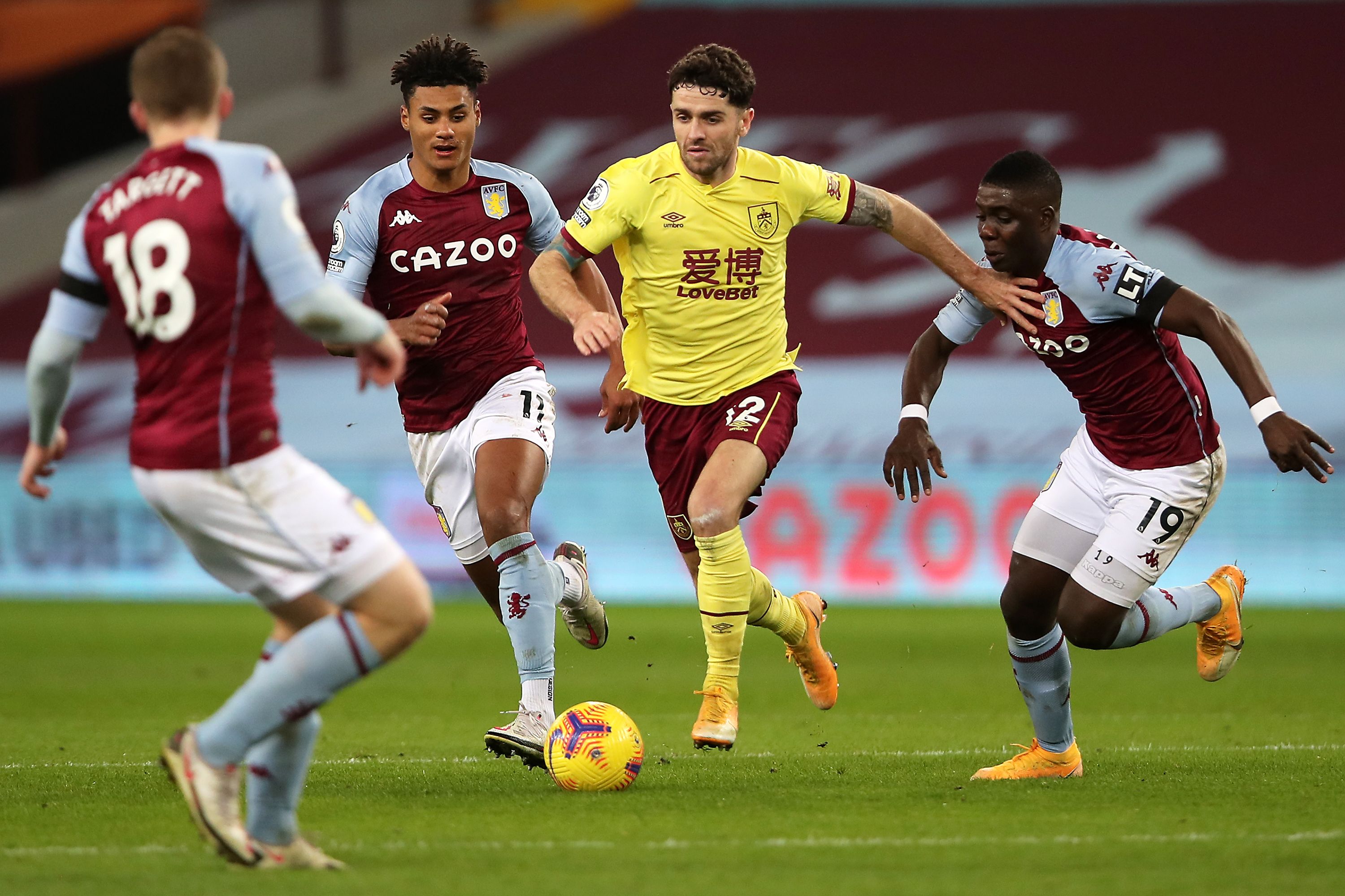 Buang Banyak Peluang, Aston Villa Ditahan Imbang Burnley