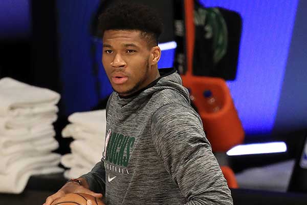 Antetokounmpo Teken Kontrak Senilai Rp3,2 T