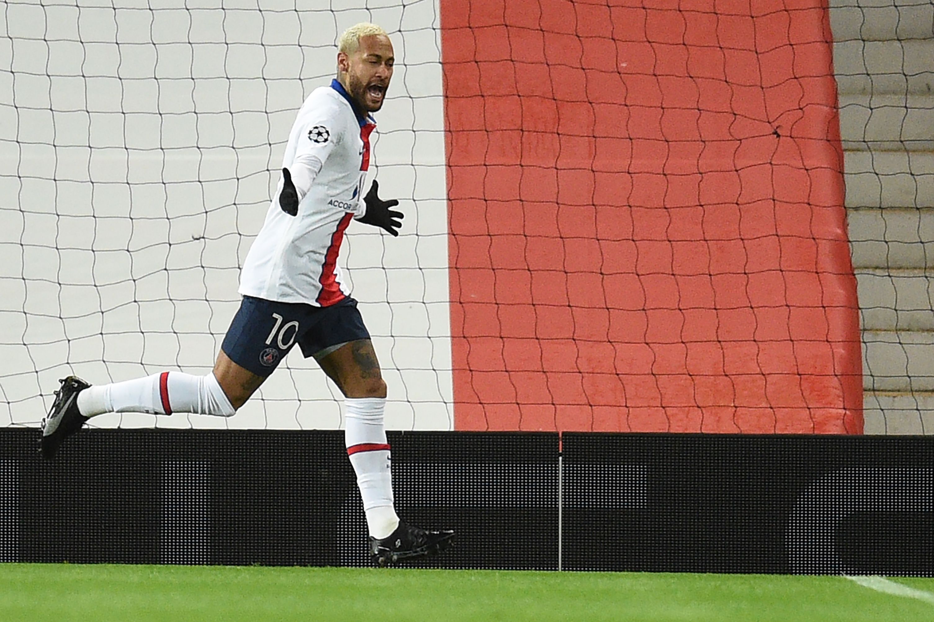 Penyerang PSG Neymar