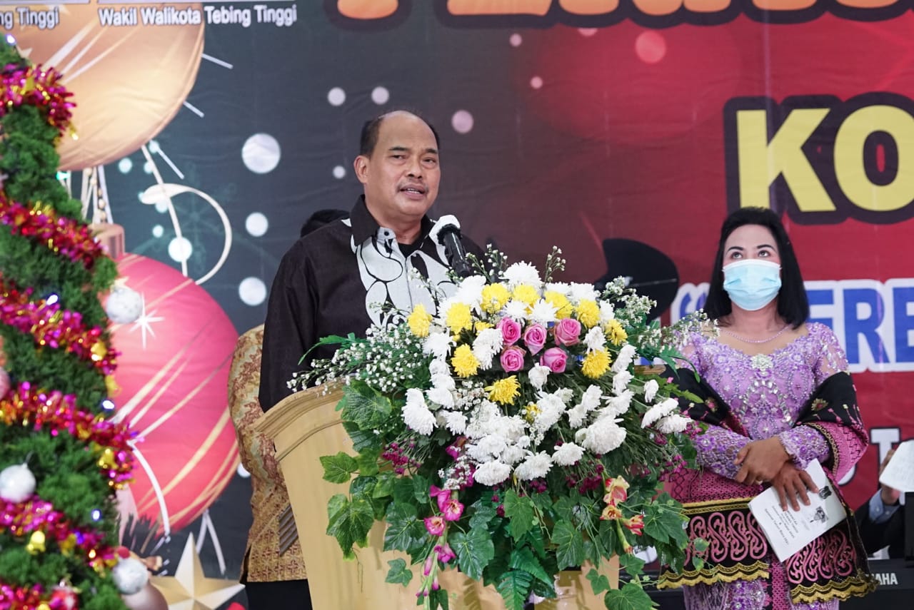 Wali Kota Tebing Tinggi Umar Zunaidi Hasibuan menghadiri perayaan Natal Oikumene Kota Tebing Tinggi.