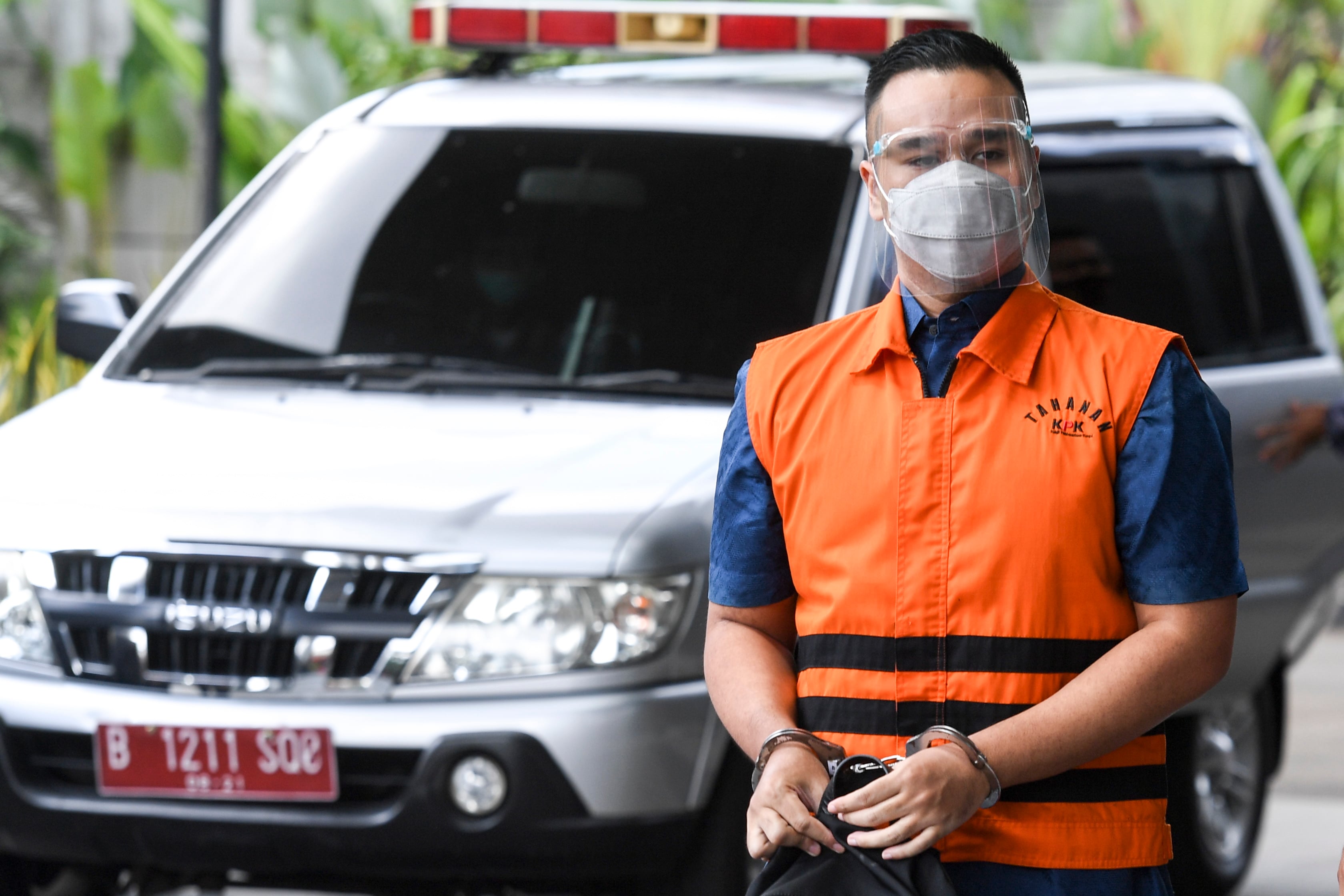 Terdakwa kasus penerimaan suap dan gratifikasi terkait pengurusan perkara di Mahkamah Agung (MA) Rezky Herbiyono.