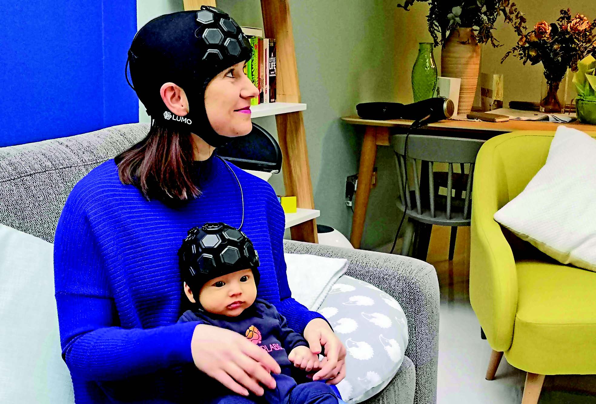 Alat merekam aktivitas otak bayi secara lebih efektif dan efisien.