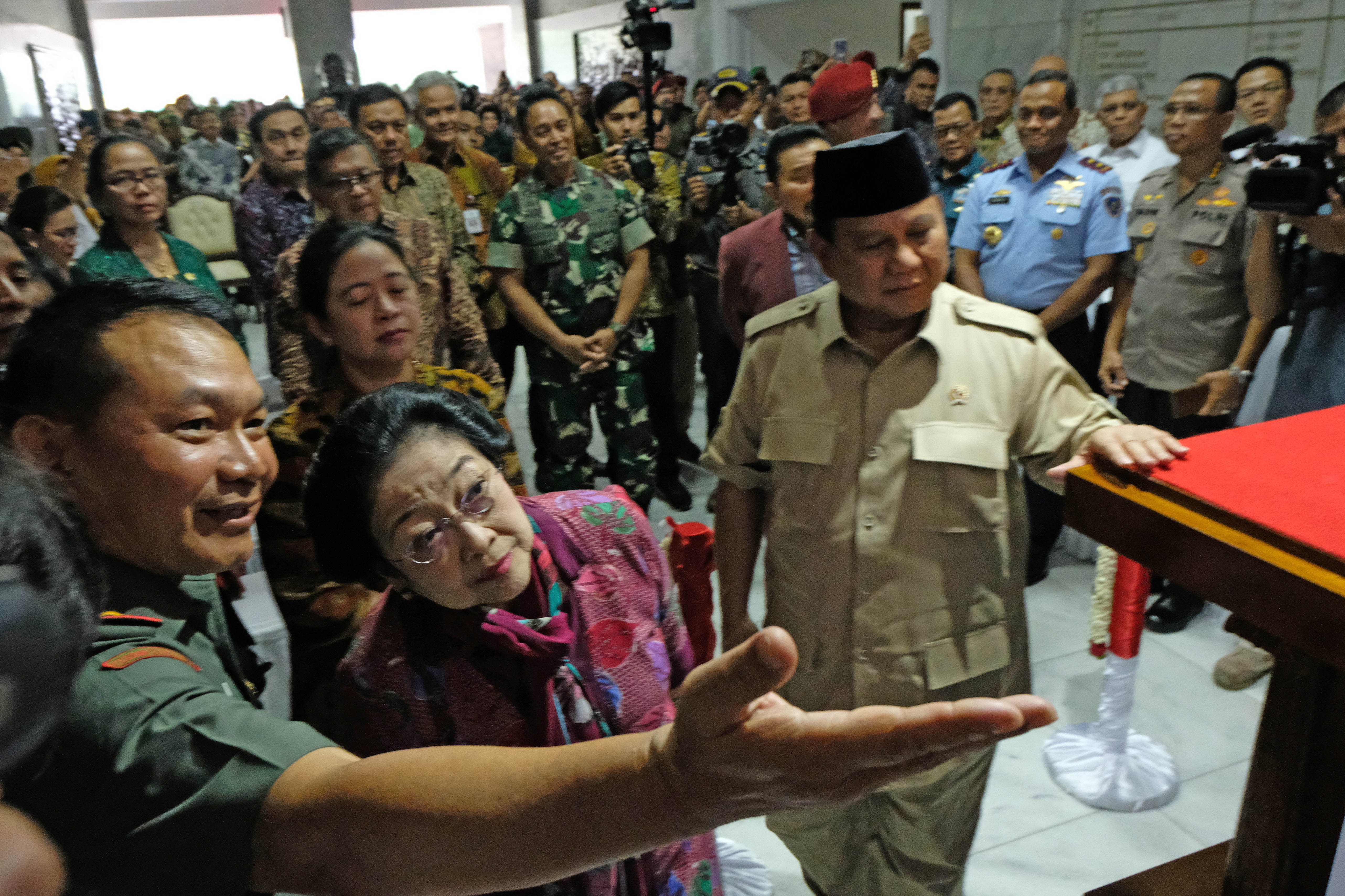 Buntut Soal Gunakan Nama Anies dan Mega, DPRD Panggil Disdik DKI