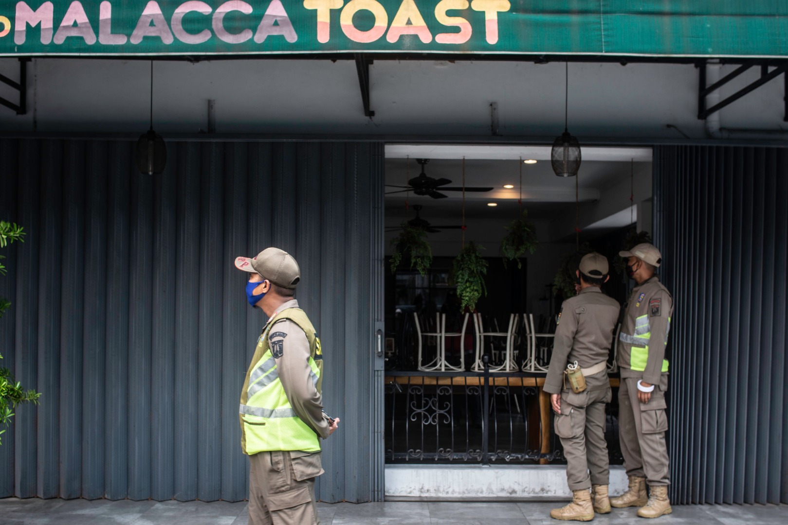 366 Restoran Ditindak Selama PSBB Transisi Jilid 2